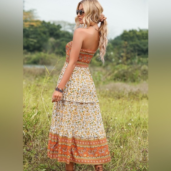 Moon Dance Strapless Dress - Picture 2 of 4